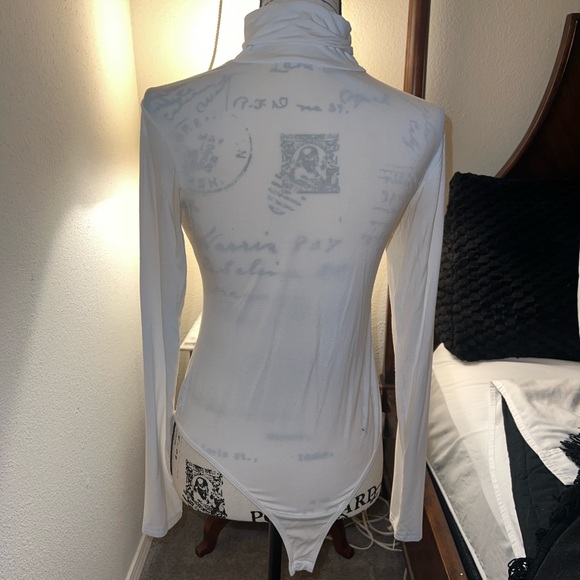 White, turtleneck, long sleeve bodysuit - Picture 2 of 2